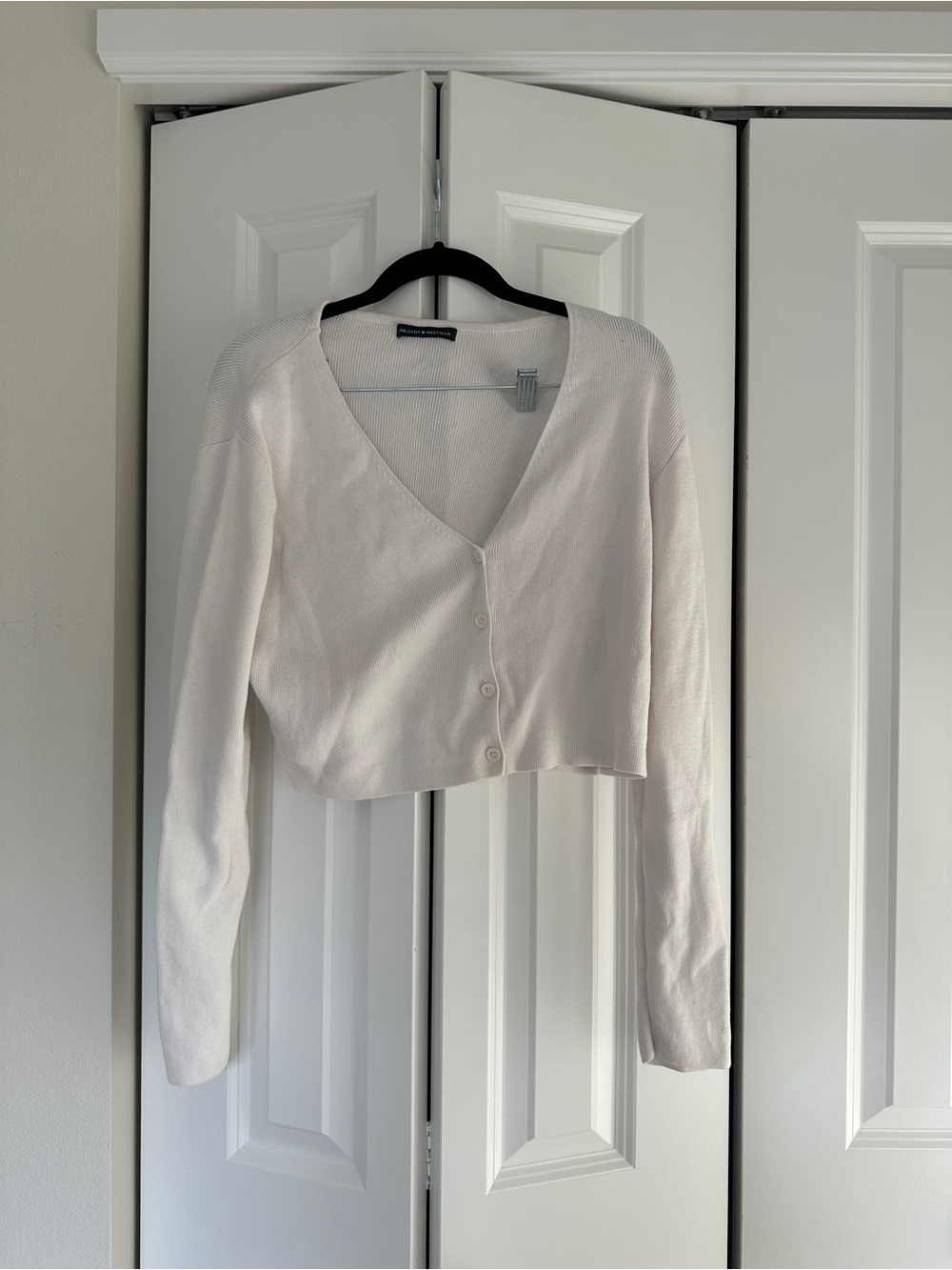 Brandy Melville Ivory Cropped Button V-Neck Cardigan